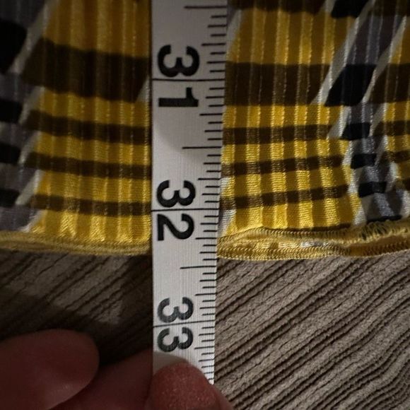 Zara plisse yellow flare pleated pants large - Picture 6 of 7